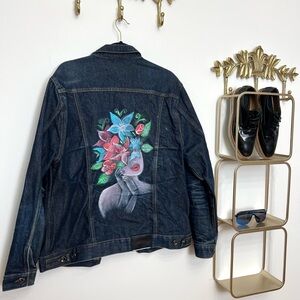 🎨Hand painted denim jacket Xl/1X